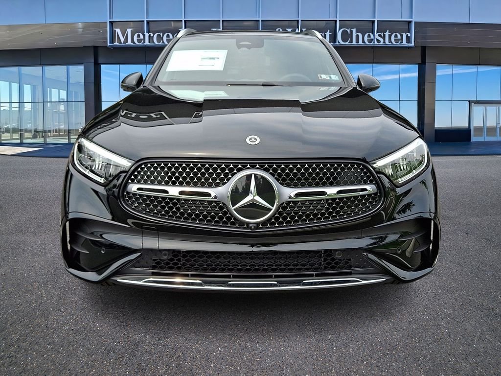 New 2027 Black Mercedes-Benz GLC 300 image 2