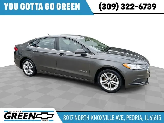 2018 Ford Fusion S's photo