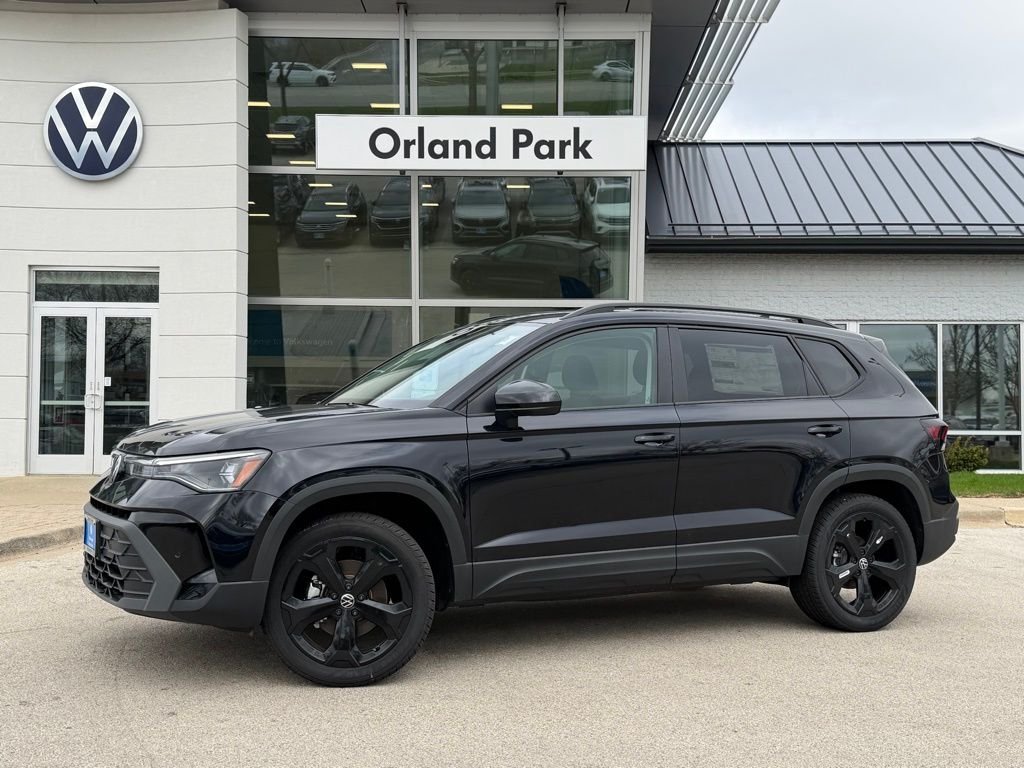 2026 Volkswagen Taos SE Black