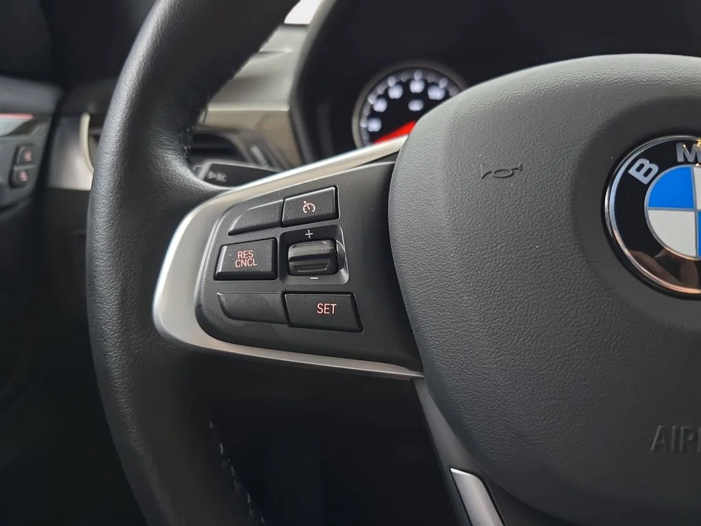Used 2019 Gray BMW xDrive28i image 20