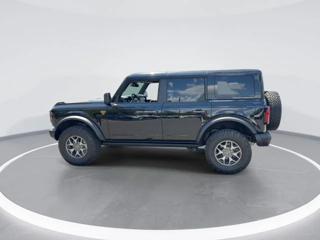 Used 2025 Black Ford Badlands image 5