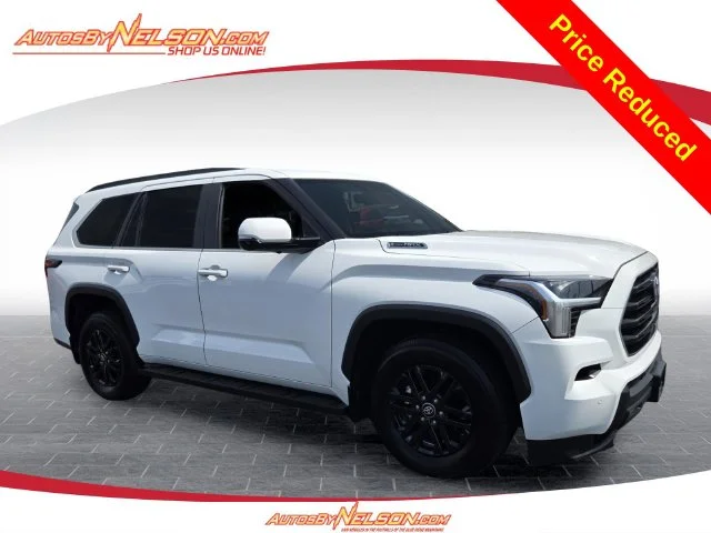 Used 2025 White Toyota SR5 image 1