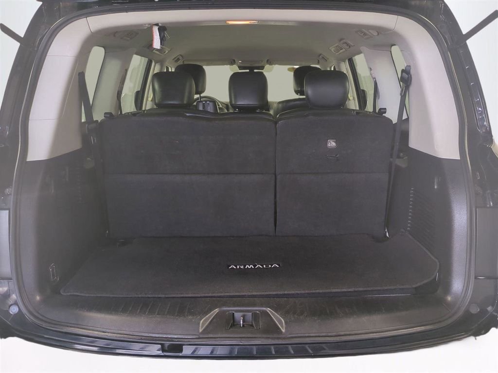 2021 Nissan Armada SV - Photo 14
