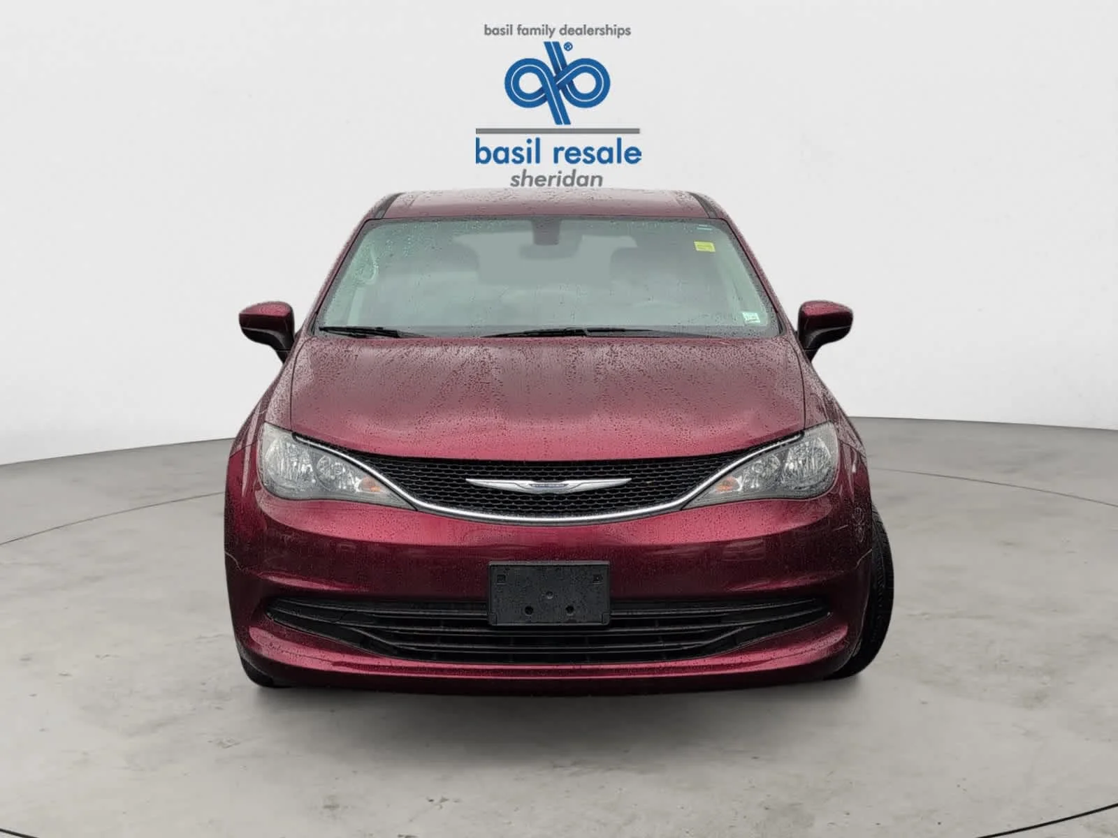 Used 2017 Velvet Red Pearlcoat Chrysler Touring image 9