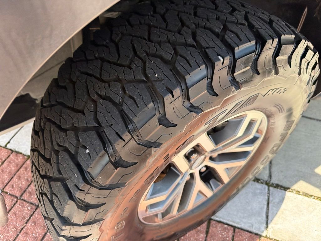 Used 2018 Red Ford Raptor image 11