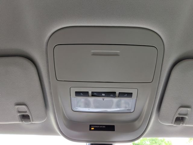 Used 2018 Gray Chevrolet ZR2 image 27