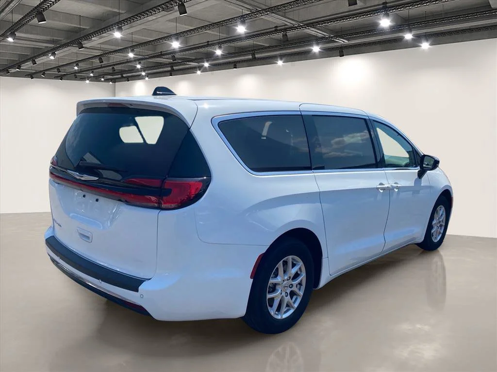 Used 2024 Bright White Clearcoat Chrysler Touring L image 7