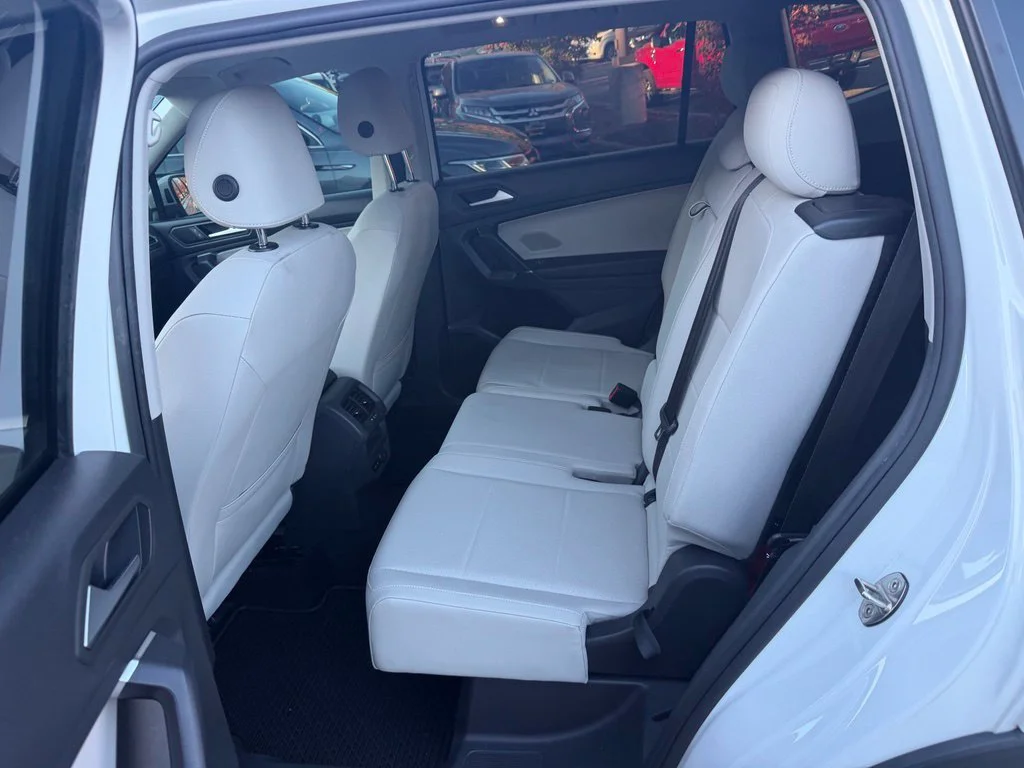 Used 2020 White Volkswagen 2.0T SE image 10