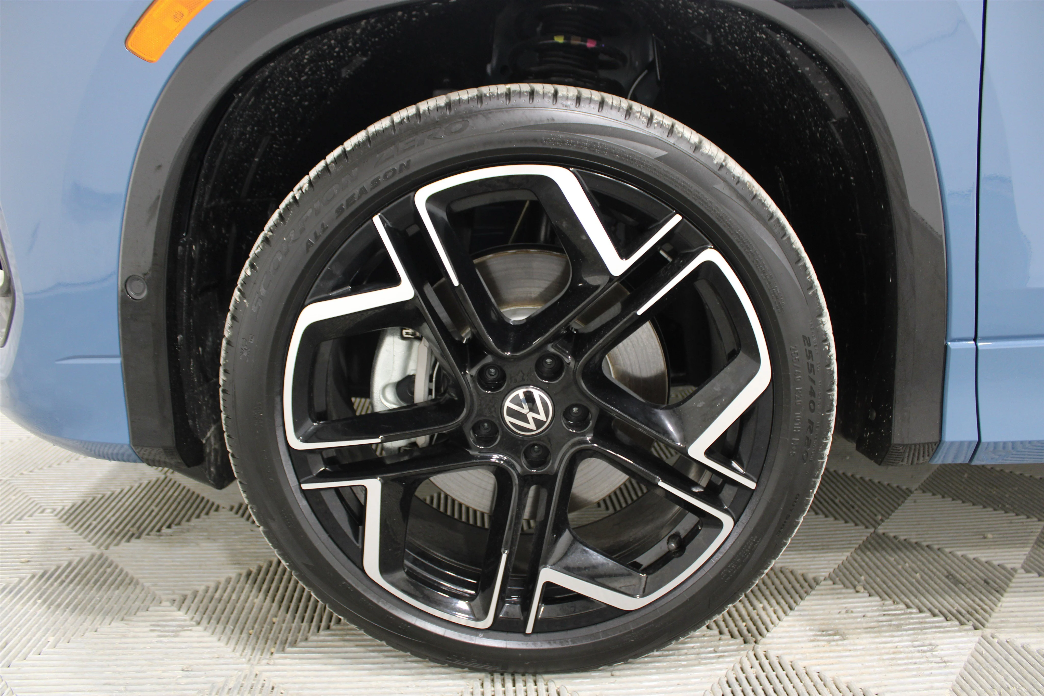 2026 Volkswagen Tiguan SEL R-LINE TURBO - Photo 33