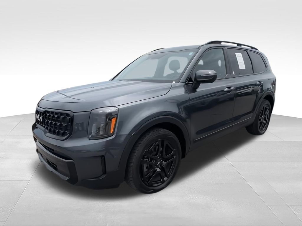 Used 2024 Gray Kia EX X-Line image 4