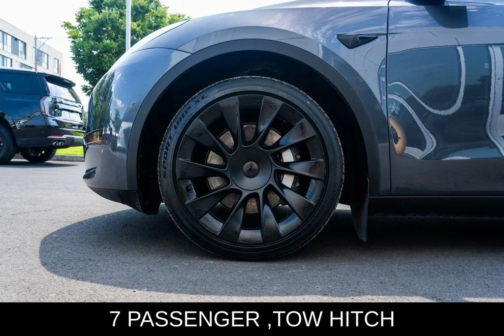 Used 2022 Gray Tesla Long Range image 7