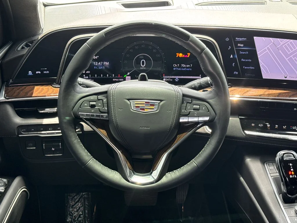 Used 2023 White Cadillac Sport Platinum image 26