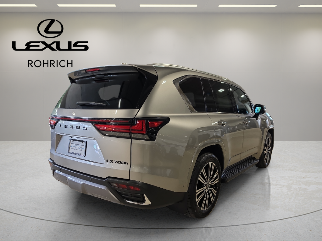 New 2026 Atomic Silver Lexus LX 700h LUXURY image 6