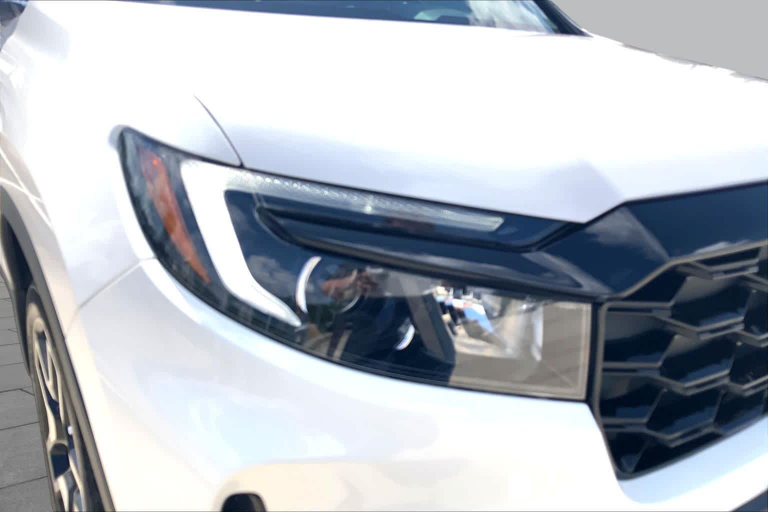Used 2023 Platinum White Pearl Honda Elite image 27