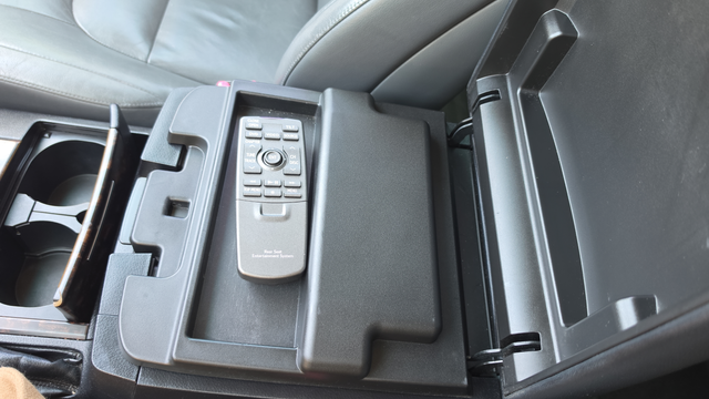 Used 2008 Red Toyota Base image 30