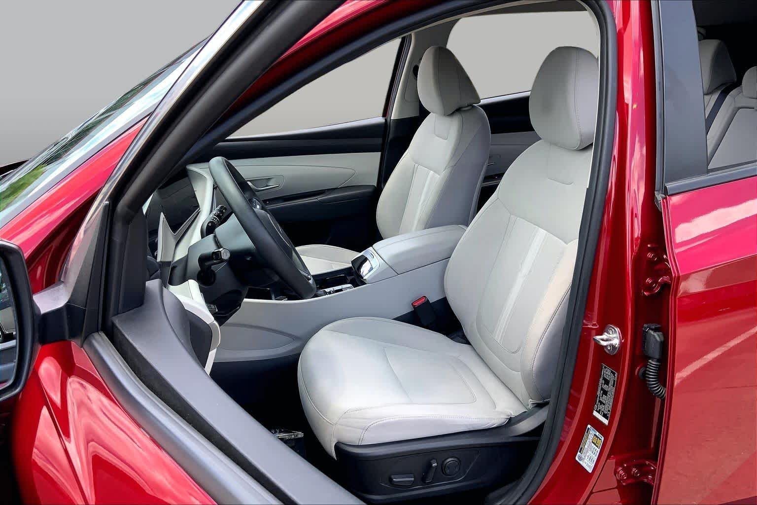Used 2025 Ultimate Red Hyundai SEL image 8