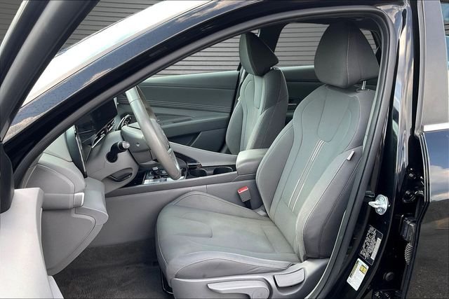2025 Hyundai Elantra SEL - Photo 23