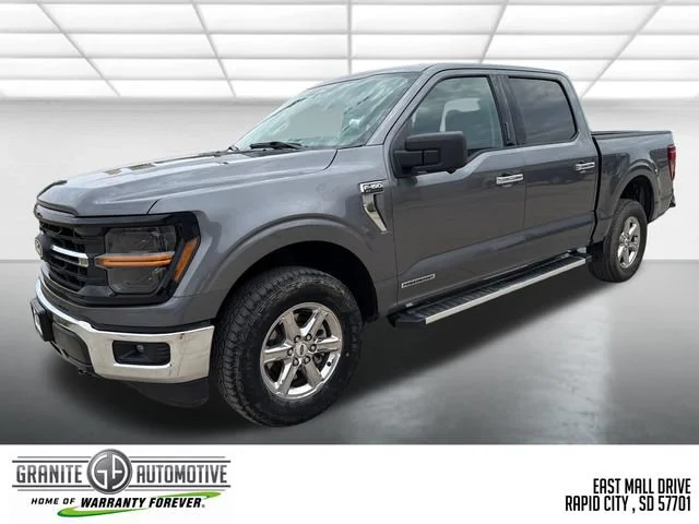 Used 2024 Grey Ford XLT image 1