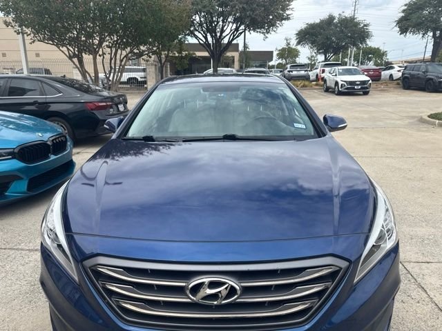 Used 2017 Blue Hyundai Sport image 5