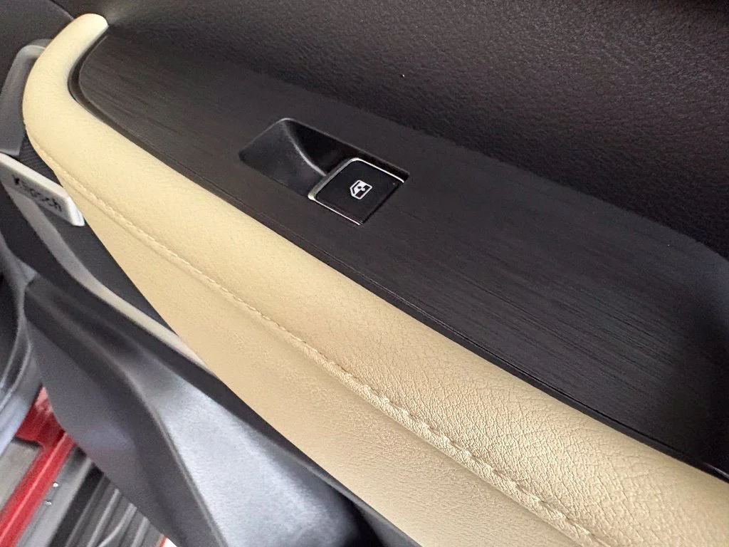 Used 2025 Red Nissan Platinum Reserve image 16