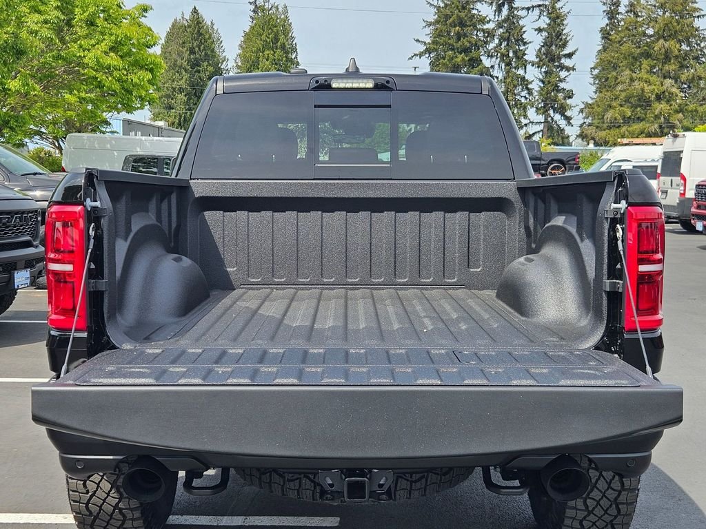 New 2026 Diamond Black Crystal Pearl-Coat Exterior Paint RAM RHO image 25