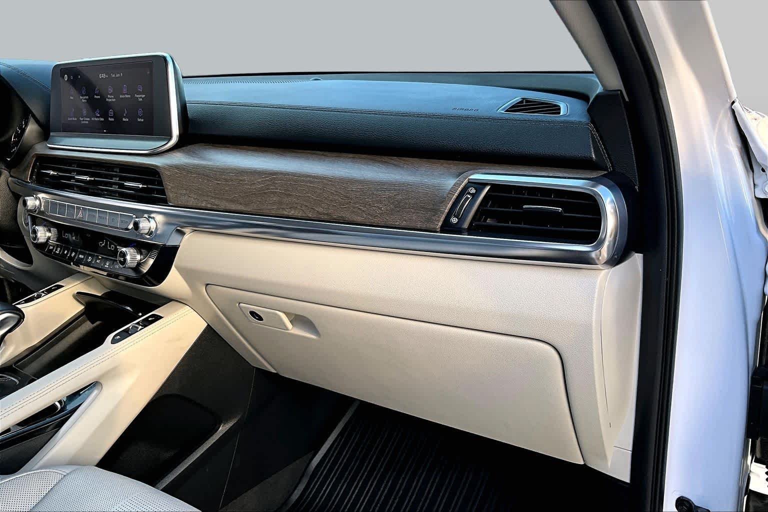 Used 2021 Glacial White Pearl Kia EX image 19