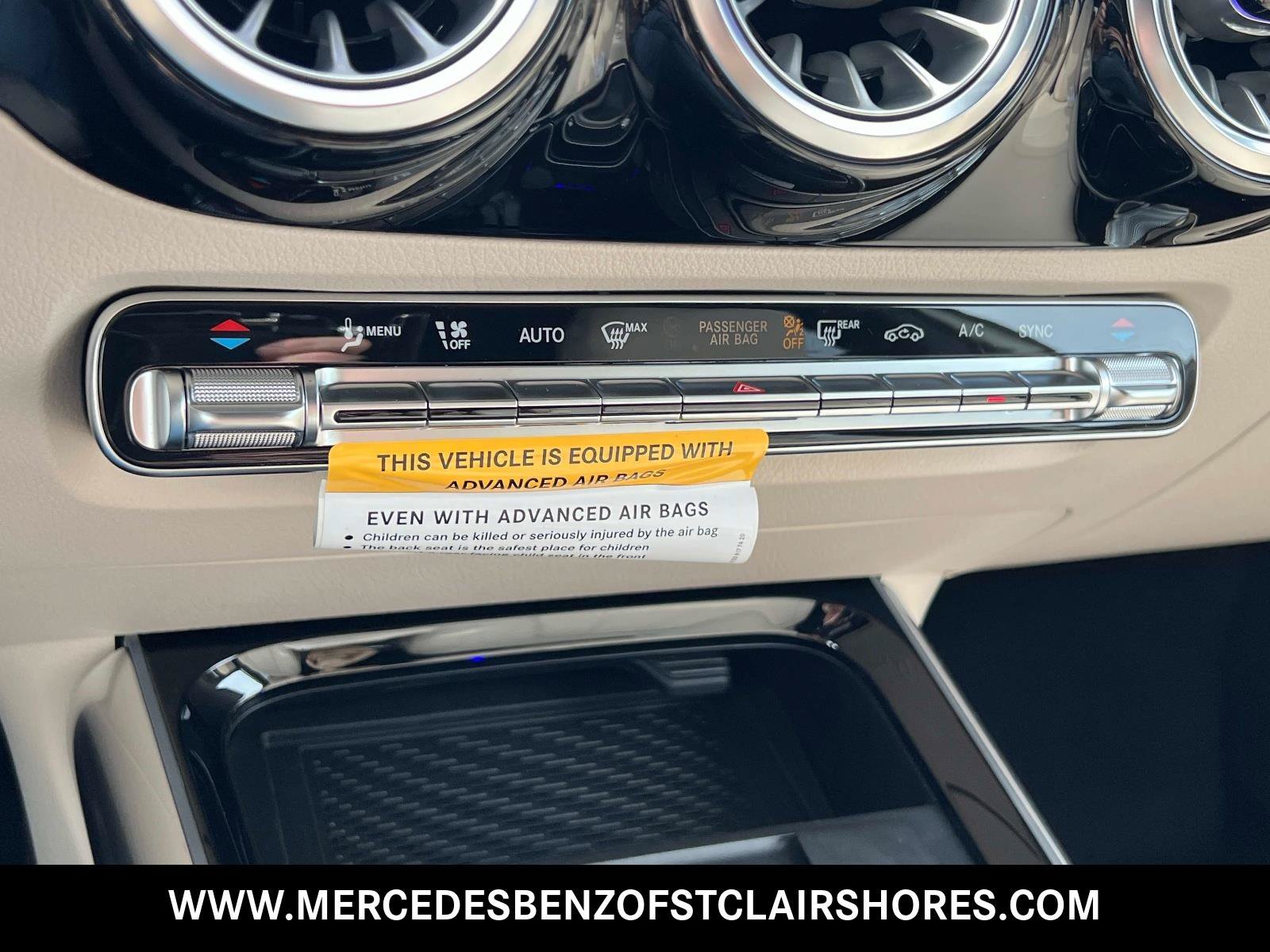 New 2026 Polar White Mercedes-Benz GLA 250 image 18