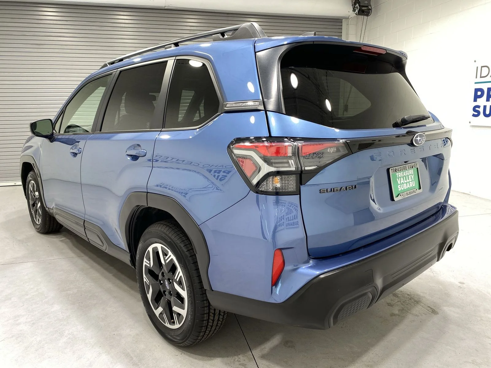 2025 Subaru Forester Premium - Photo 6