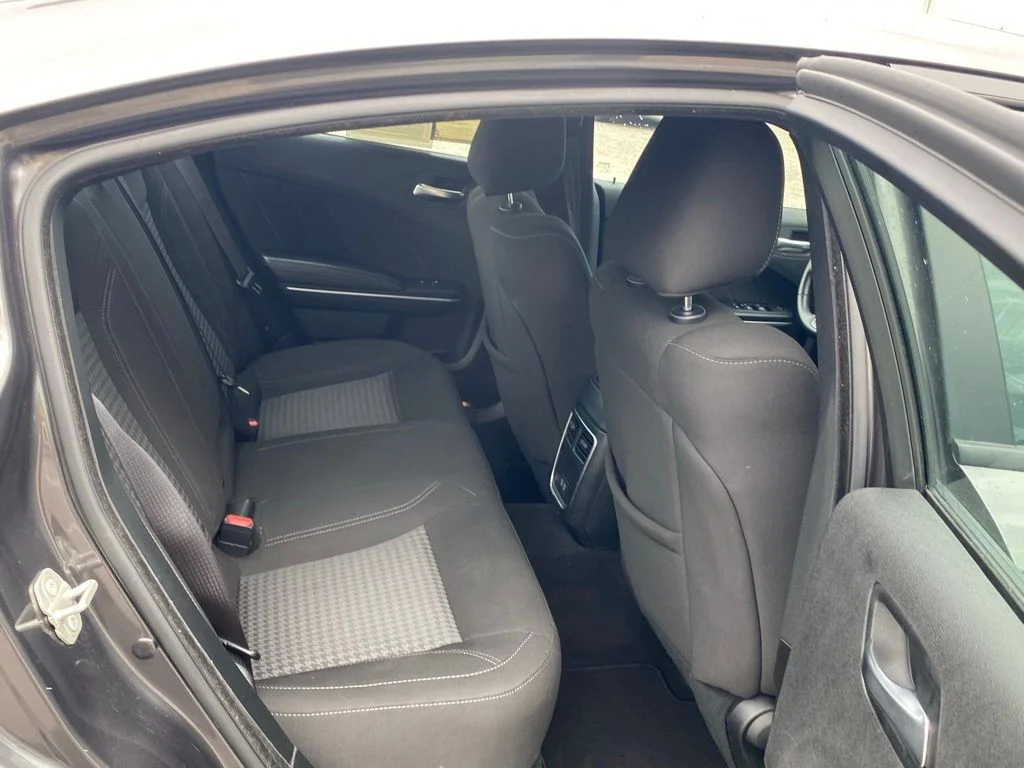 Used 2023 Gray Dodge SXT image 15