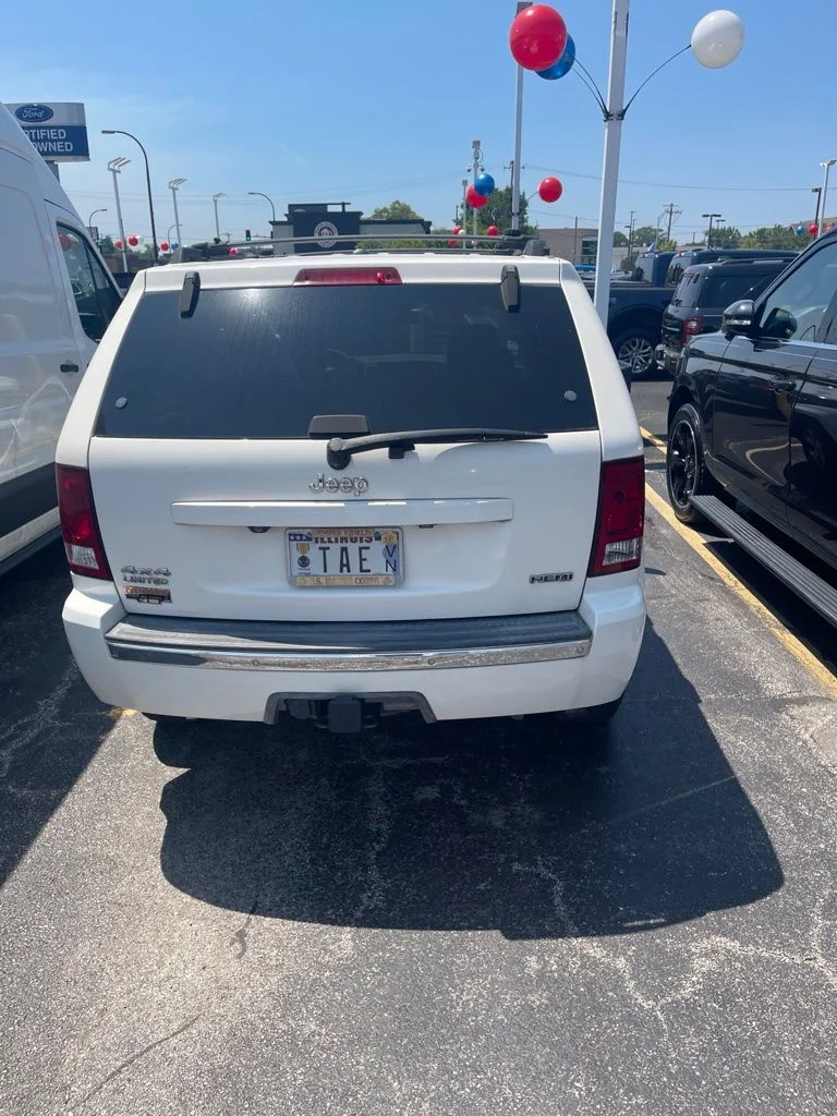 Used 2008 White Jeep Limited image 3