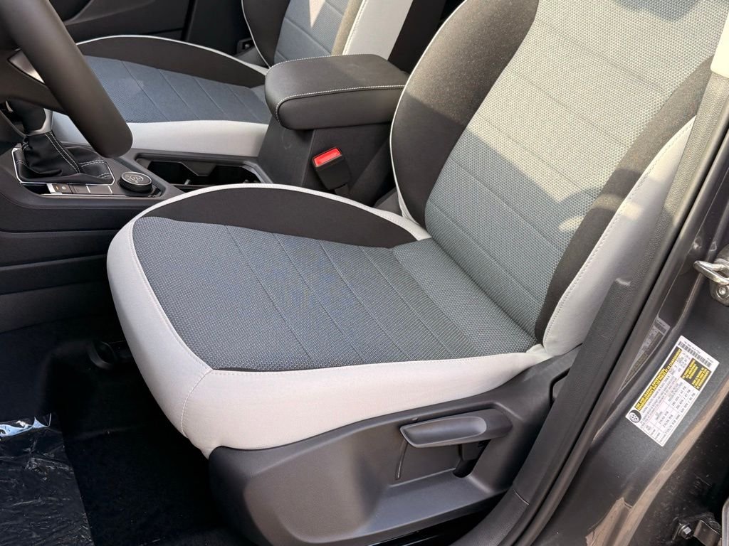 New 2026 Platinum Gray Metallic Volkswagen 1.5T S image 12