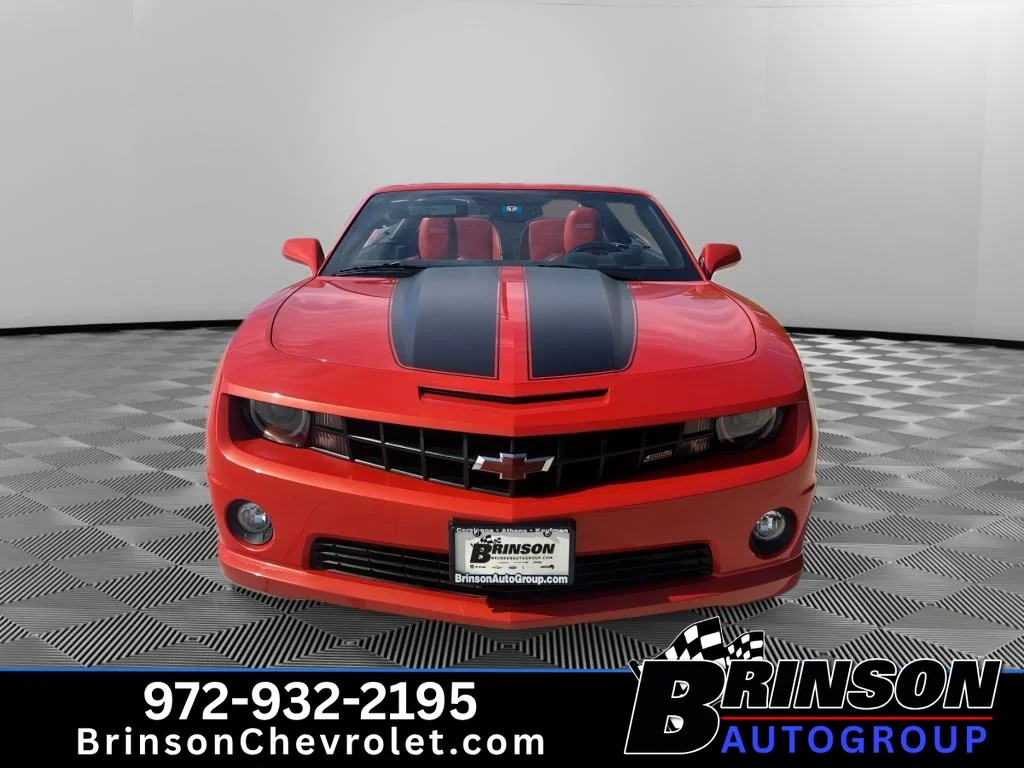 Used 2011 Red Chevrolet 2SS image 2