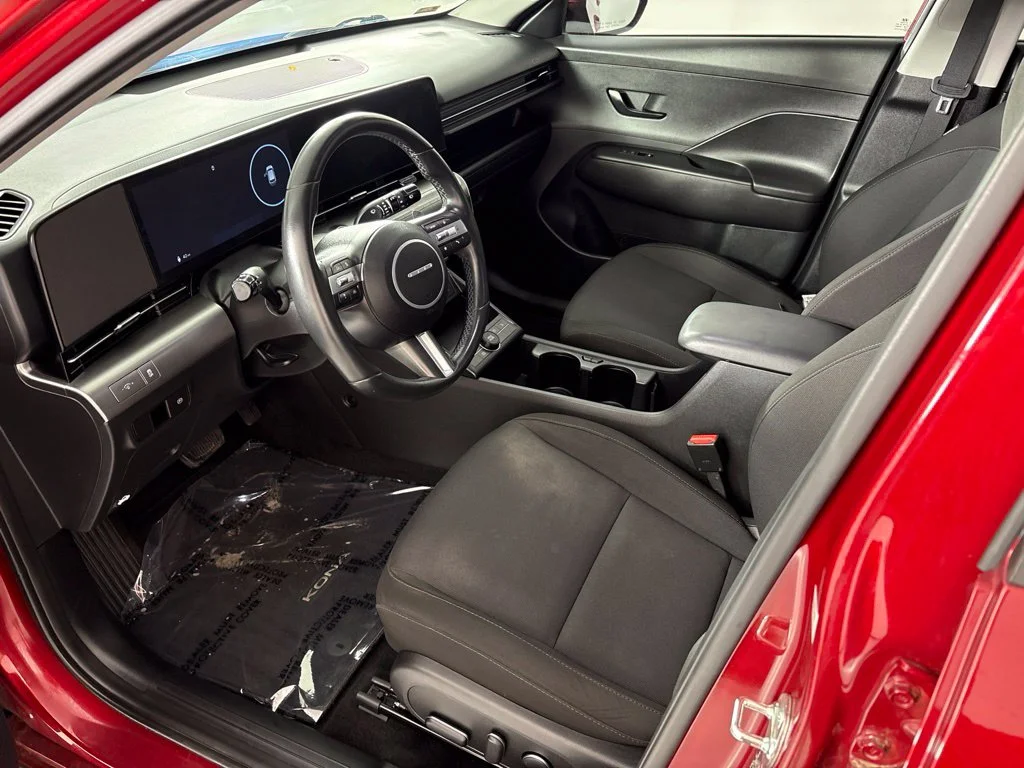 Used 2025 Red Hyundai SEL image 25