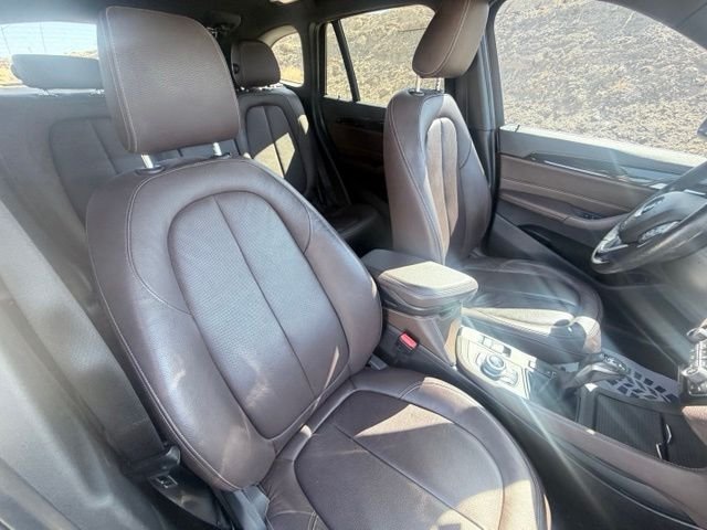 Used 2018 Green BMW xDrive28i image 32