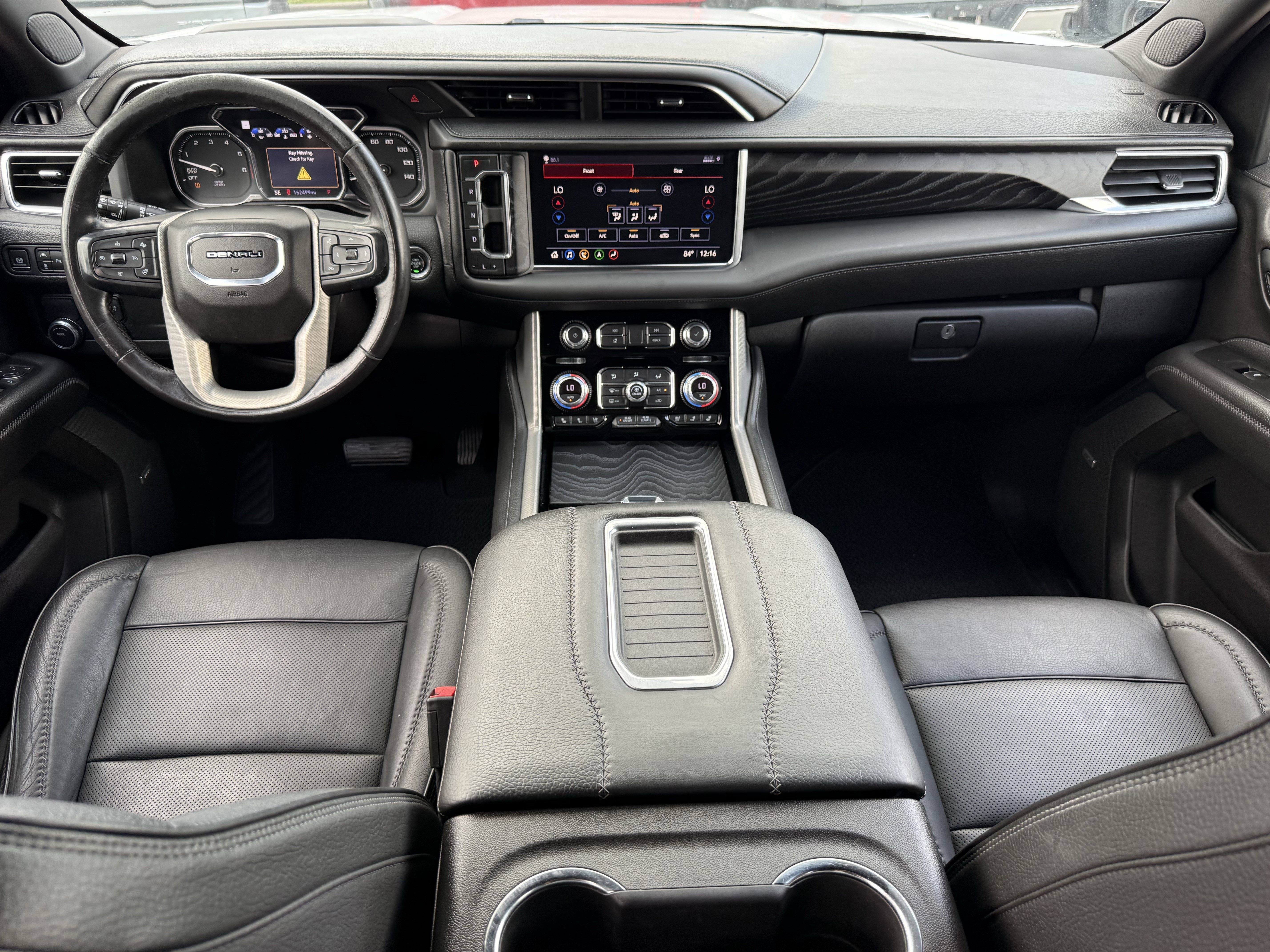 Used 2021 White Frost Tricoat GMC  image 11