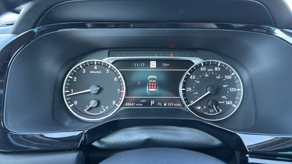 Used 2025 Super Black Nissan SL image 25