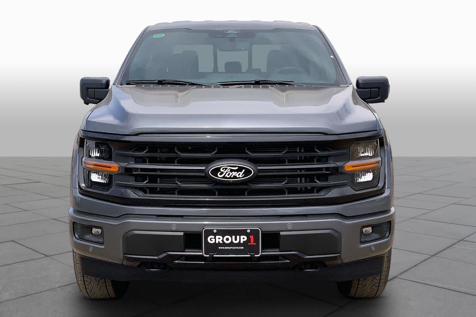 New 2026 Carbonized Gray Metallic Ford XLT image 3
