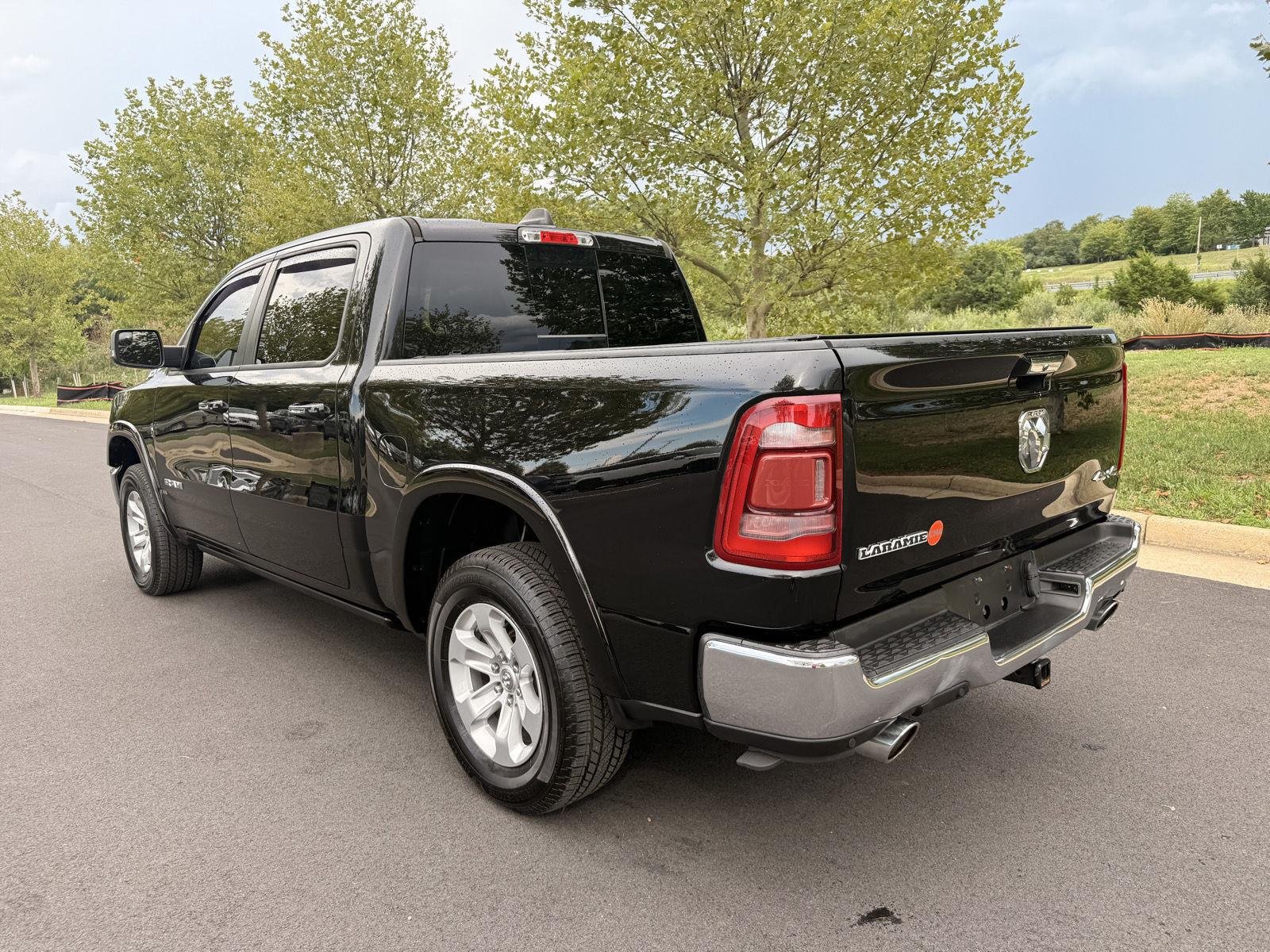 Used 2020 Diamond Black Crystal Pearlcoat Ram Laramie image 7