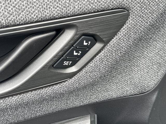 2026 Subaru Outback Limited - Photo 13