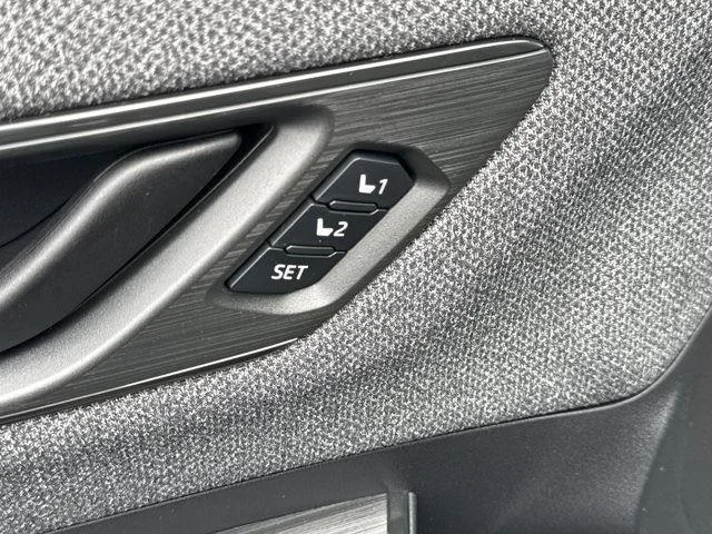 2026 Subaru Outback Limited - Photo 13