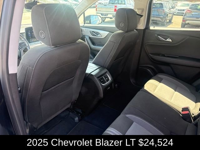 Used 2025 Black Chevrolet LT image 21
