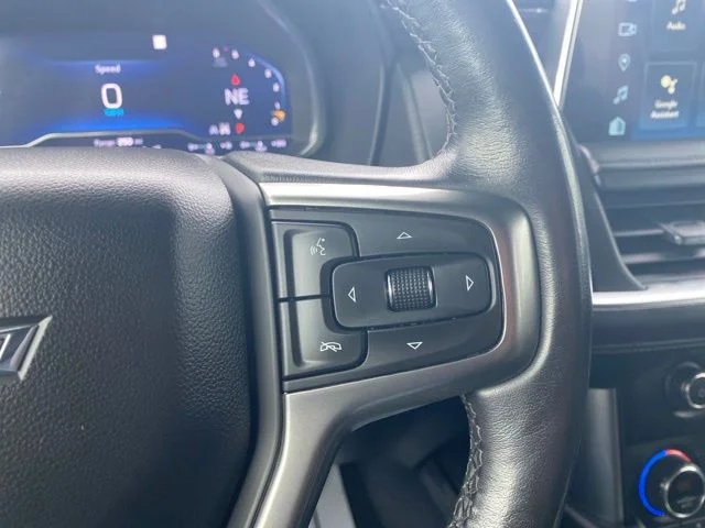 Used 2022 Summit White Chevrolet Z71 image 22