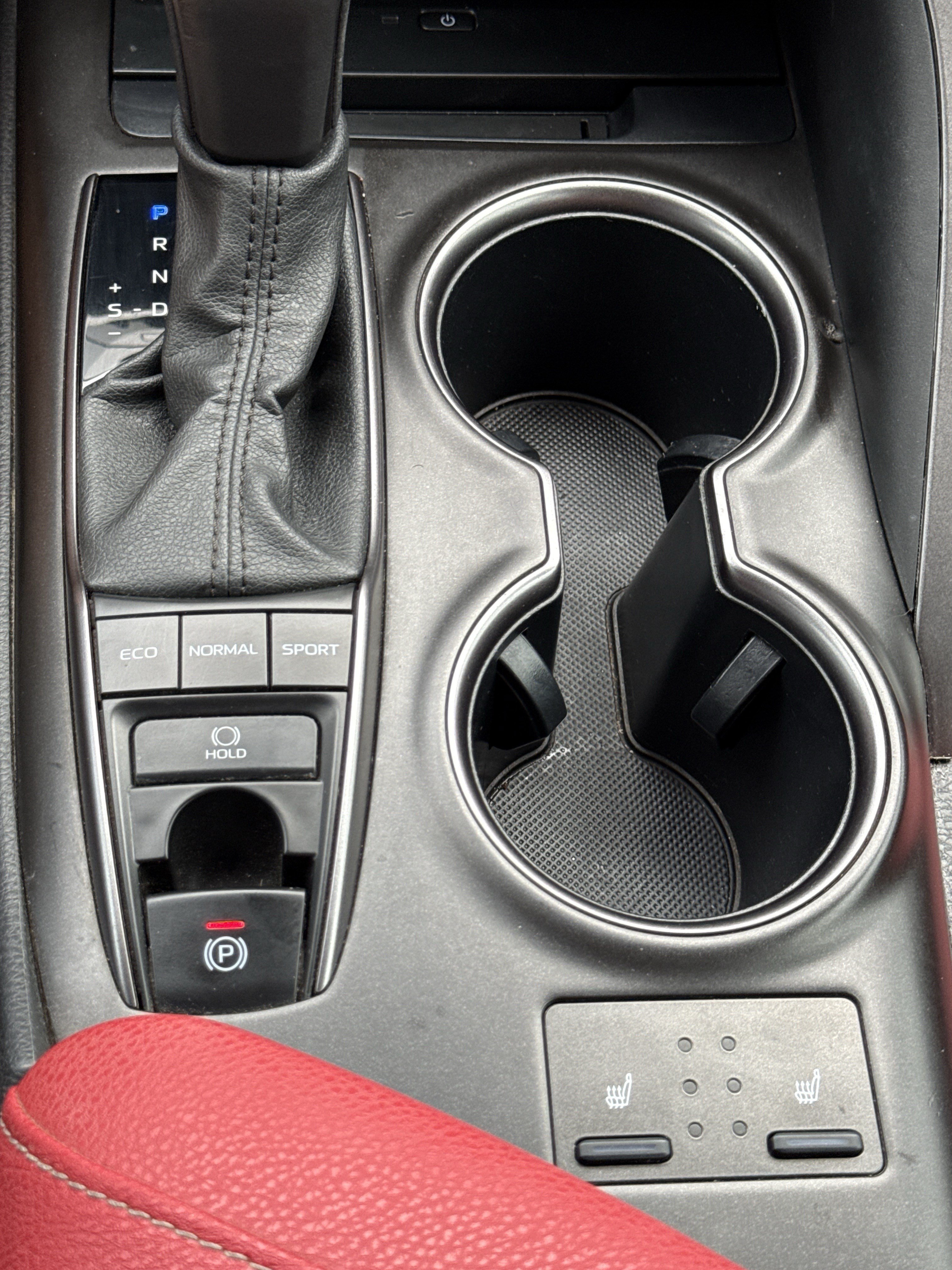 Used 2023 Wind Chill Pearl/Midnight Black Metallic Toyota XSE image 28