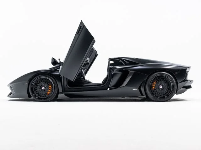 Used 2014  Lamborghini  image 90