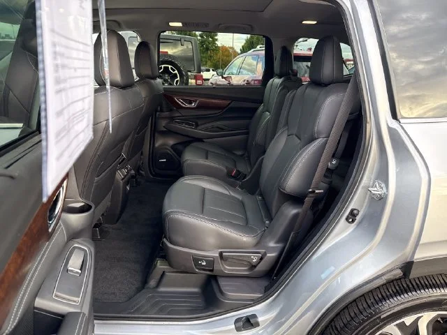 Used 2025 Ice Silver Metallic Subaru Touring image 14