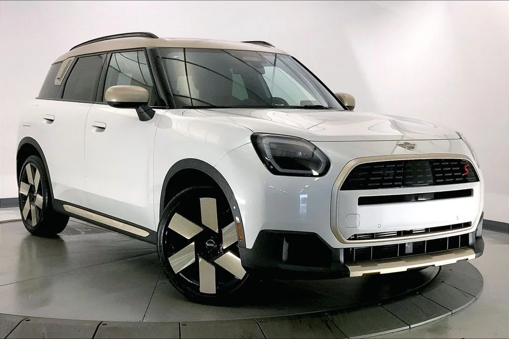2025 MINI Countryman S ALL4's photo