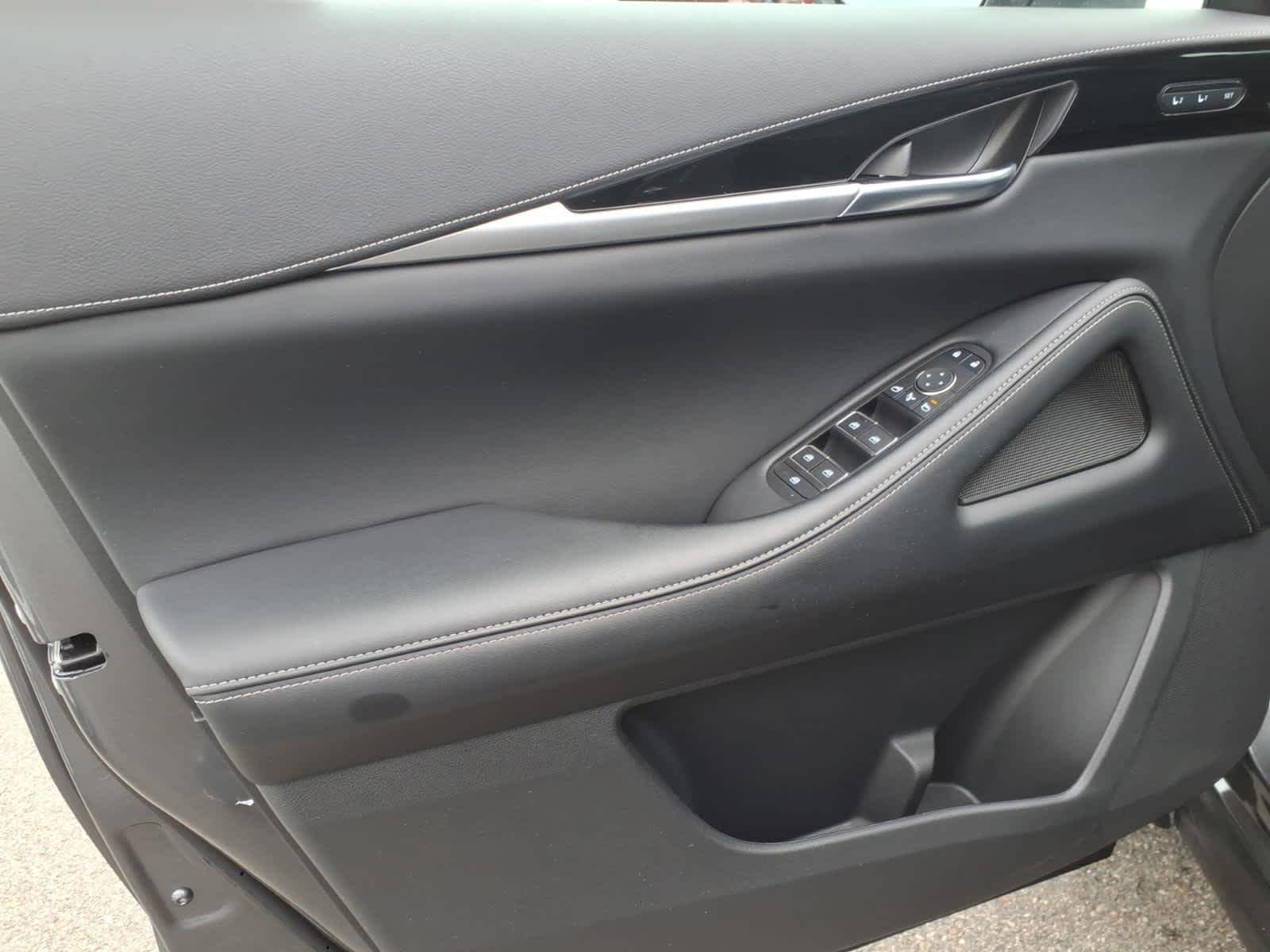 Certified Used 2025 Graphite Shadow INFINITI PURE image 9