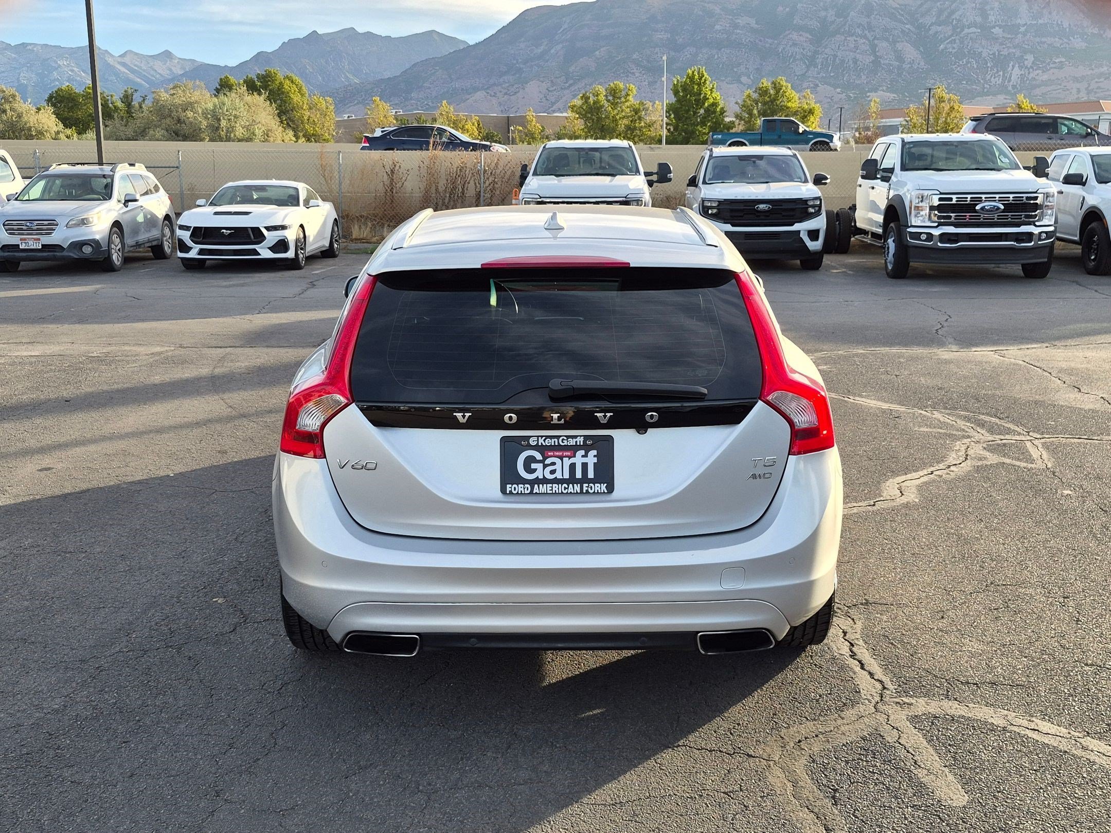 Used 2015 Bright Silver Metallic Volvo T5 Platinum image 4