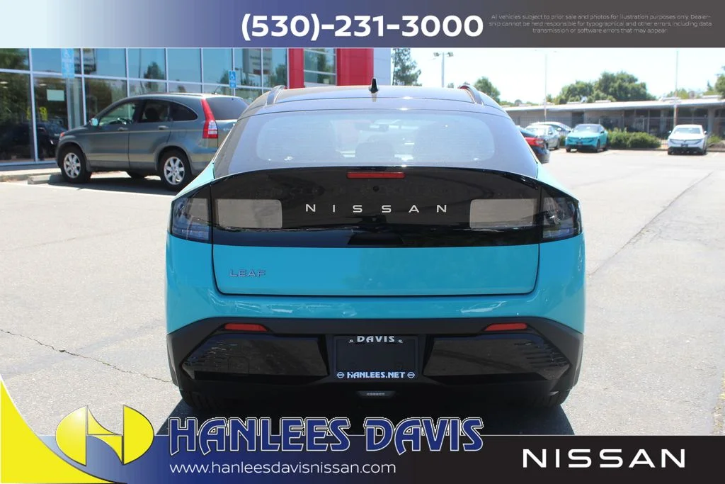 New 2026 Seabreeze Blue Pearl / Super Black Two-tone Nissan Platinum+ image 8