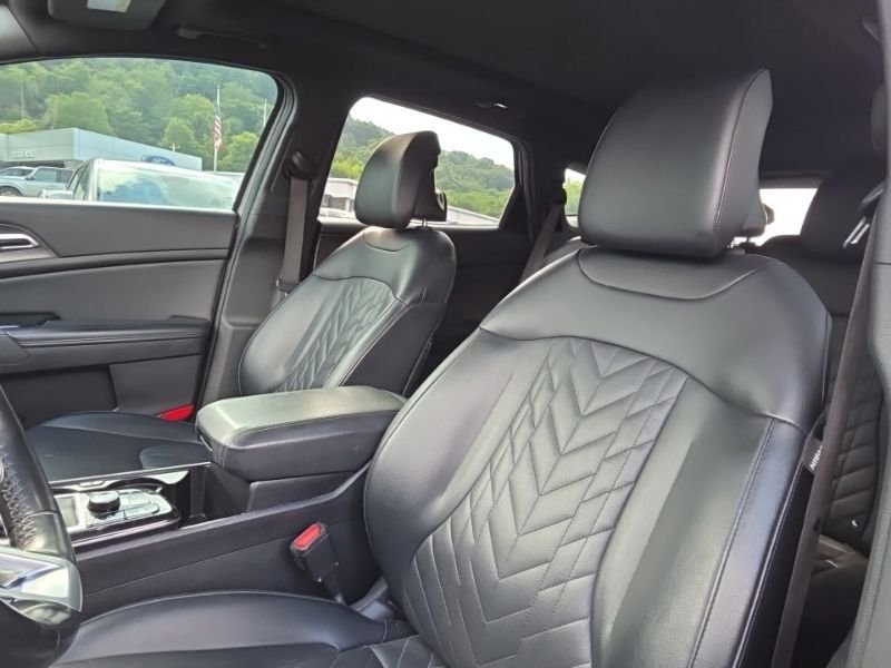 Used 2023 Gray Kia X-Line image 10